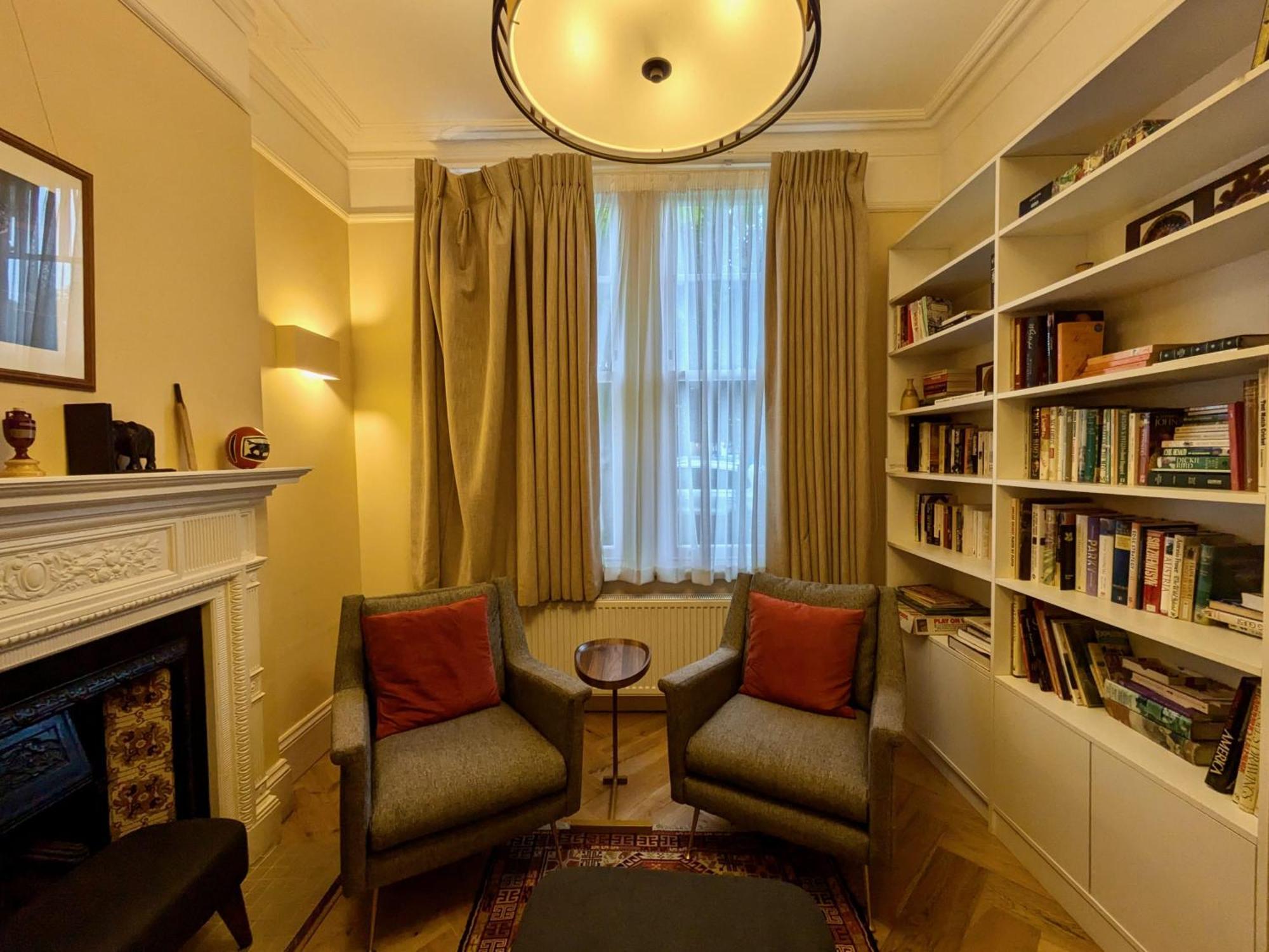 Impressive 5br Family In Leafy * Londra